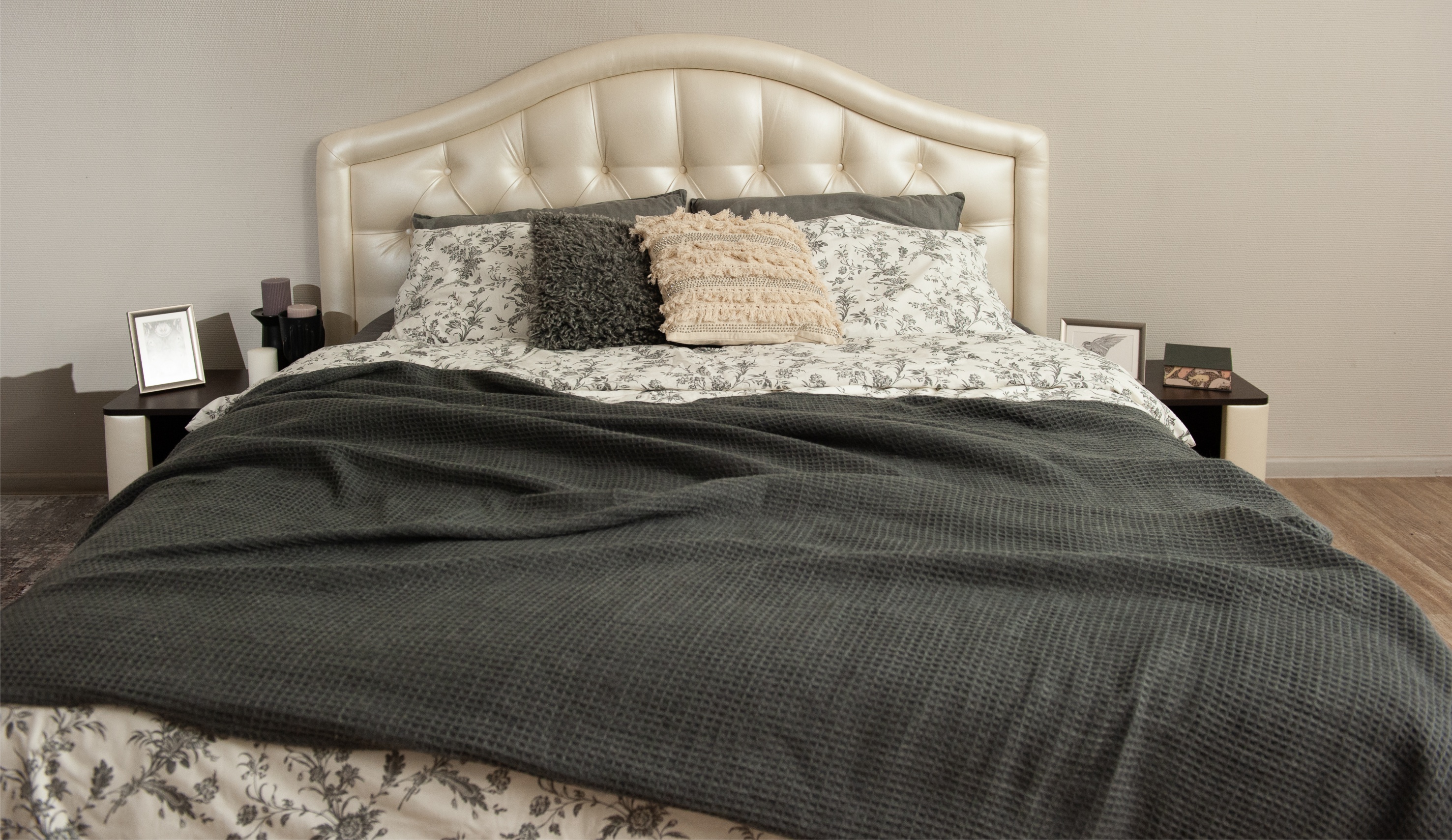Мягкая кровать Элизабет 140, цвет pearl shell с пуговицами (подъемник) - фото 8